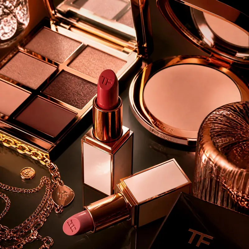Make-up — Complexion, eyes, lips and nails